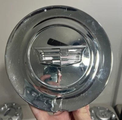 Оригинальный центральный колпак ступицы колеса для Cadillac Escalade и ESV 2015-2020 годов выпуска 23432315,4739B - Изображение 1 из 4