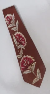 Vintage Necktie Brown Red & White Flower  4½" x 54" 1940s/1950s Era by Hollywood - Picture 1 of 4