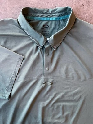 Polo de golf Oakley para hombre verde degradado color talla XXL cierre a presión Foto 1 de 4