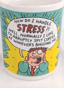 Vintage Punze Tasse "Wie gehe ich mit Stress um?!" Schuhkarton Grüße Keramik Kaffee - Bild 1 von 12