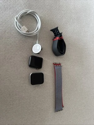 Apple Watch Series 4 e Series 2 40 mm alumínio prata - Imagem 1 de 3