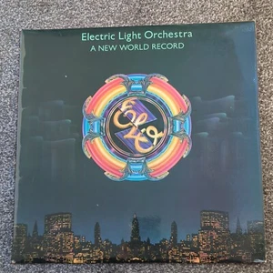 ELO - A NEW WORLD RECORD 1976 UK VINYL LP JETLP 200 A4/B2 GREAT COPY - Picture 1 of 8