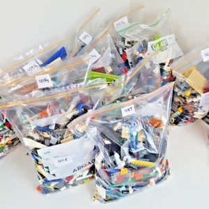Lego 1 kg+ bag 100% genuine LEGO mixed bag Lucky Dip - Picture 1 of 16