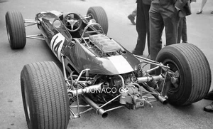 LOTUS 33 BRM GRAHAM HILL BEAUTIFUL MONACO GP 1967 PERIOD NEGATIVE 35MM REG #14 - Picture 1 of 2