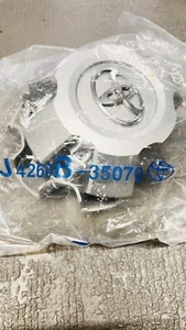 2014-2024 Toyota 4Runner Wheel Rim Center Hub Cap Silver J4260B-35070 Set of 2 - Picture 1 of 3