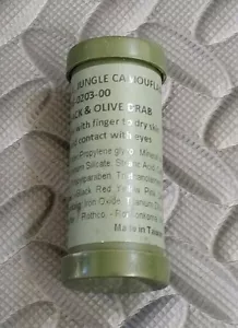 Pintura facial de camuflaje - monótona negra y oliva - militar de EE. UU. / OTAN / ejército / USMC - Imagen 1 de 3
