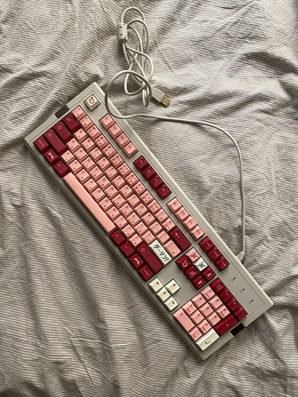 AK510 Retro Mechanical Gaming Keyboard RGB Backlight Brown Switches waifu franxx - Image 1 of 1