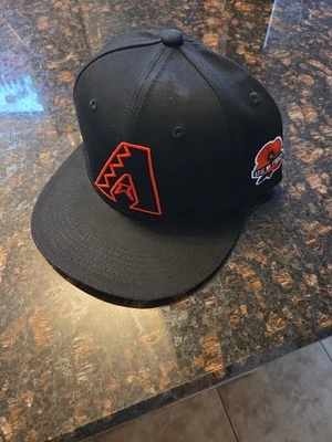 New AZ Dbacks Arizona Diamondbacks Memorial Day Red Poppy Cap Hat SGA 5/26/2025 - Image 1 of 3