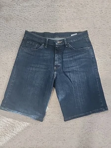 Wrangler Men's Relaxed Fit Cotton Blend Dark Blue Denim  Shorts Size 32 - Picture 1 of 6