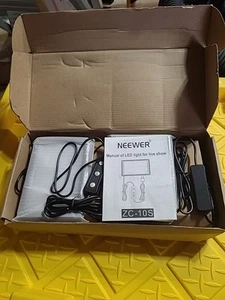 Neewer Live Shows LED Lights ZC-10S Black USB Powered Portable Pack Of 2 - Picture 1 of 4