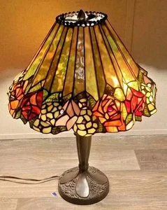 Tiffany Style (QVC) Stained Glass Table Desk Decorative Lamp - Picture 1 of 5