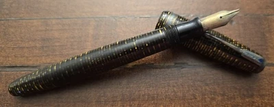 Parker Vacumatic Pen Golden Pearl, No Ink. Vintage 1940's - Image 1 of 2