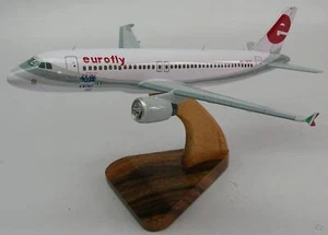 A-320 Eurofly Airbus Flugzeug Holzmodell Replik klein kostenloser Versand - Bild 1 von 1
