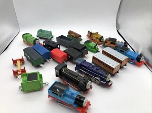 Thomas The Train Lot Plastic Train Cars Lot Of 21 Some Motorized - Picture 1 of 11