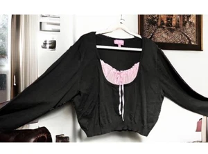 Gr. 3XL…….schwarzes bauchfreies Oberteil mit volantrosa Bündchen. Neu…..Sugar Thrillz - Bild 1 von 5