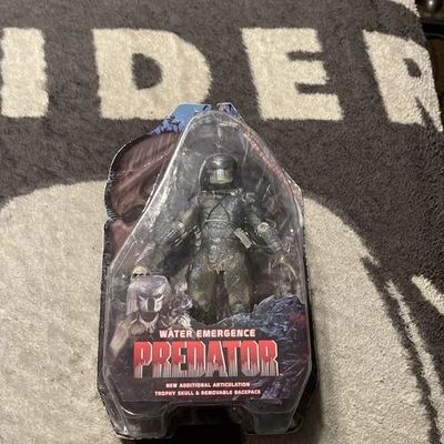 NECA PREDATOR Series 9 WATER EMERGENCE 25th Anniversary 7" action figure NIB - Image 1 of 3