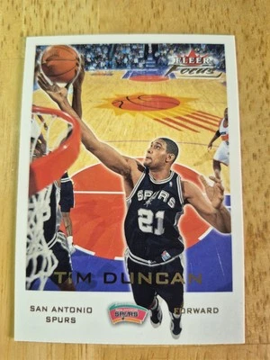 Tim Duncan | 2000-01 Fleer Focus #113 San Antonio Spurs - Image 1 of 2