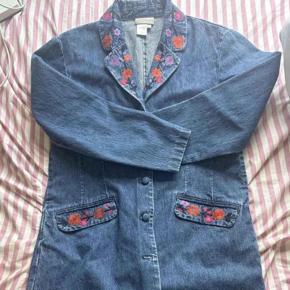 Blazer Denim Coldwater Creek Talla 10 Bordado Floral Chaqueta Boho Y2K Western Foto 1 de 3