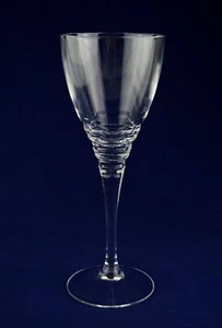 Edinburgh Crystal The Edge “CIRRUS” Wine Glass – 22.4cms (8-3/4″) Tall - Picture 1 of 1