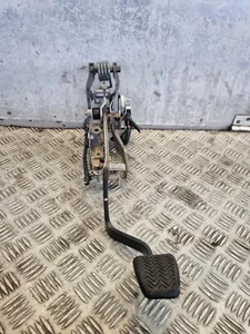 TOYOTA CHR CLUTCH PEDAL 89280-10010 1.2 PET MAN SUV COUPE 2018 - Picture 1 of 11