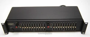 EV Tapco EVT2210 / 10 Band 2-Channel Equalizer / 0280080 - Picture 1 of 7