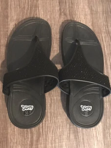 Dizzy Comfort Sandal With Sparkles Size 38. (US 7) - Picture 1 of 1