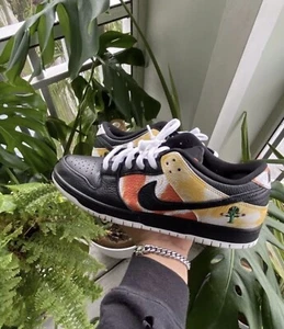 Size 11.5 - Nike SB Dunk Low Tie-Dye Raygun - Black 2019 - Picture 1 of 3