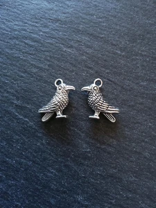 50 Raven Crow Bird Charms Silver Tone Metal Alloy 19x13mm UK - Picture 1 of 8