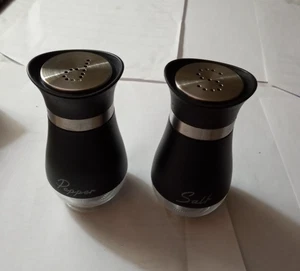 Salz und Pfefferstreuer Set, Schwarz Edelstahl mit Klarglasboden, 4,5" - Bild 1 von 7