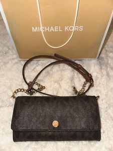 Michael Kors Medium Signature Cabrio braune Logo-Tasche - Bild 1 von 12