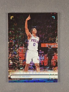 2022-23 Panini Photogenic #39 Tyrese Maxey /25 Maze Parallel Philadelphia 76ers - Bild 1 von 4