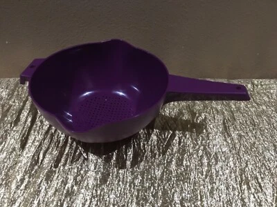 Nuevo colador/colador Big Tupperware 2Q hermoso color púrpura oscuro brillante Foto 1 de 4