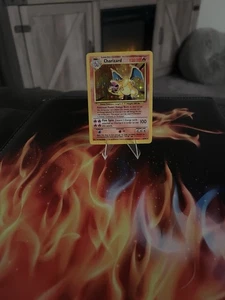 Charizard 004/102 Base Set Holo MP/LP WOTC Vintage Grail - Bild 1 von 5