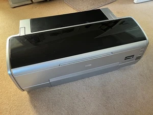 Epson Stylus Photo R2400 Professional Photo Printer A3+ Colour For parts - Picture 1 of 19