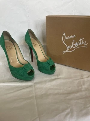 CHRISTIAN LOUBOUTIN зеленый кожаный 'Greissimo' каблуки - Изображение 1 из 4