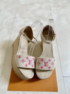 Sandalias de plataforma con logotipo LOUIS VUITTON talla 38 rosa ivoly tacón de cuña correa para el tobillo - Imagen 1 de 24