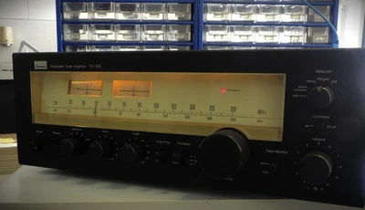 Sansui TA-300 Stereo Receiver (Japan 1979) - Bild 1 von 4