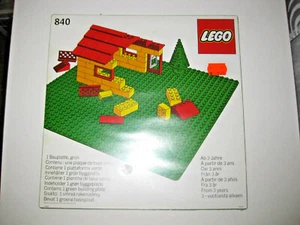 Lego Basic, Bauplatte  grün, No. 840, 25 x 25 cm, von 1980,  in ungeöffneter OVP - Bild 1 von 3