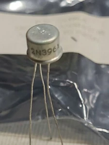 Microsemi 2N396A Transistor, quantità 5 - Foto 1 di 4