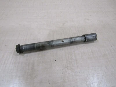 2003 SUZUKI RM250 FRONT AXLE 54711-37F00 - Image 1 of 2