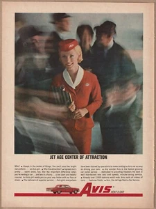 1962 Rent A Car con Avis Vintage Estampado Anuncio No se puede perder Avis Niña en Uniformes Rojos - Imagen 1 de 2