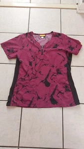 Wonderwink Women's Scrub Top, Size Medium, Multicolor - Picture 1 of 5