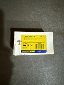 RELÉ DE TEMPORIZACIÓN CUADRADO D 9050JCK25V20 120V ~ Serie E - Imagen 1 de 1