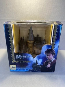 EXMAS Harry Potter Hogwarts Castle Illuminated & Sound Holiday Display in box - Picture 1 of 10