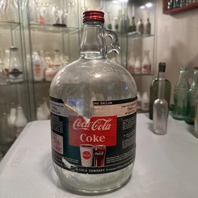 Jarra de vidrio jarabe fuente de refresco de un galón Coca-Cola de colección de los años 50 con etiqueta Foto 1 de 4