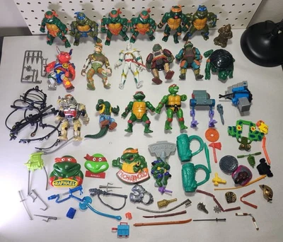 Lote Mixto De Colección Playmates TMNT Tortugas Ninja 16 Figuras, Accesorios y Piezas Foto 1 de 4
