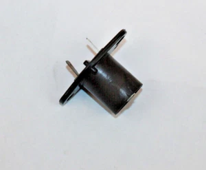 Microondas Maytag: enchufe de luz (W10210878 / WPW10210878) {P8017} - Imagen 1 de 5