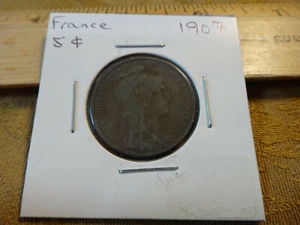 Moneda de 5 céntimos Francia 1907 bronce KM #842 - envío y devolución gratuitos EE. UU. - Imagen 1 de 3