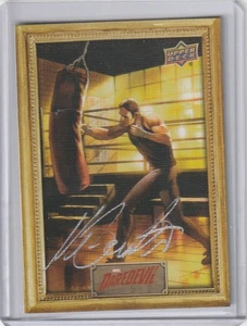 UPPER DECK DAREDEVIL TELA EPISODICO ARTISTA AUTOGRAFO MARCO SANTUCCI 21/49 - Foto 1 di 1