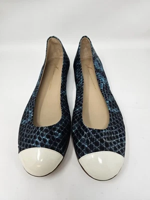 Zapatos planos de ballet con estampado de serpiente diseño Giuseppe Zanotti talla Eur 40 EE. UU. talla 9 Foto 1 de 4
